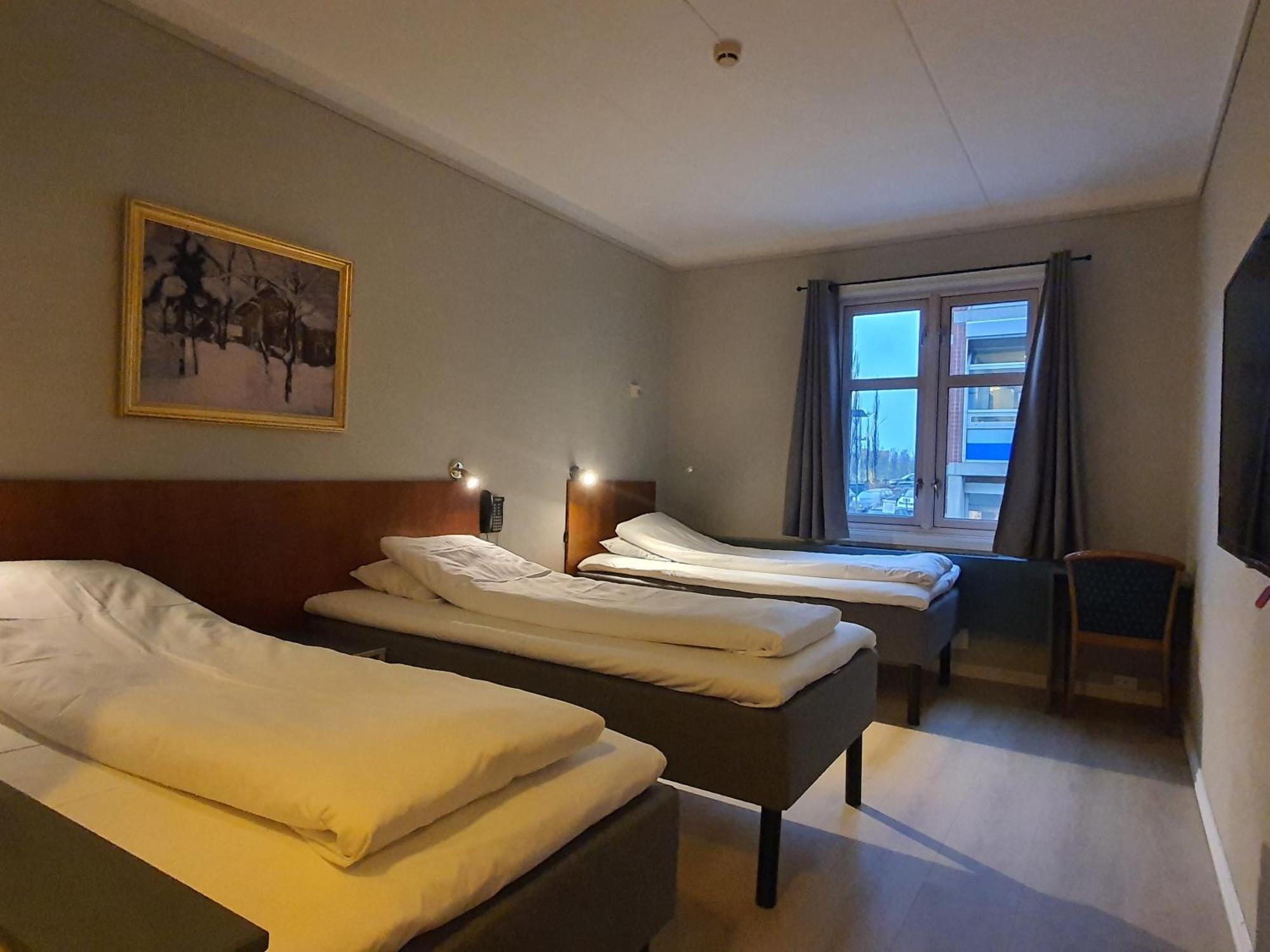First Hotel Breiseth Lillehammer Room photo